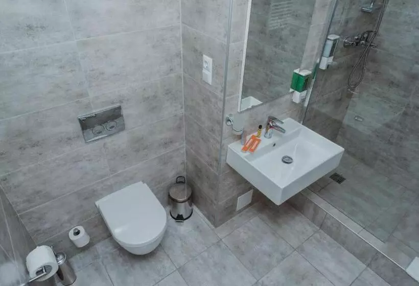 اتاق سه نفره دلوکس با چشم‌انداز دریا, Aparthotel Tangerine