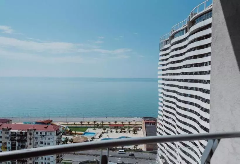 اتاق سه نفره دلوکس با چشم‌انداز دریا, Aparthotel Tangerine