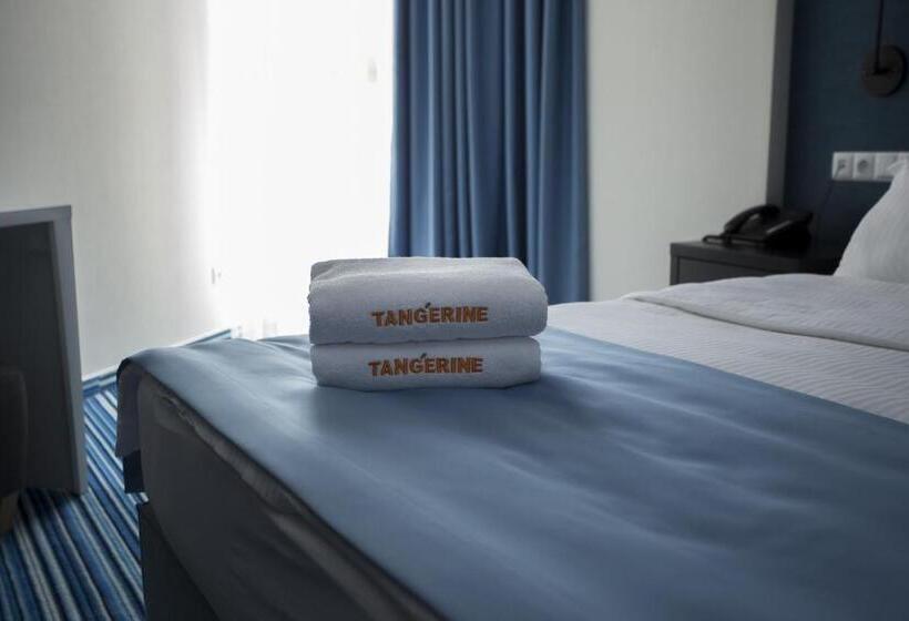 اتاق خانوادگی با چشم‌انداز دریا, Aparthotel Tangerine