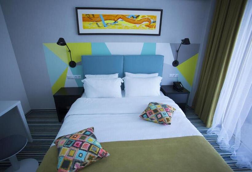 سوییت خانوادگی, Aparthotel Tangerine