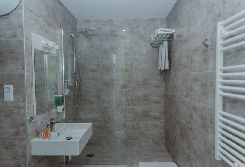 اتاق خانوادگی با چشم‌انداز دریا, Aparthotel Tangerine