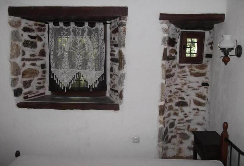 דירת חדר, Archontiko Michael Pelion