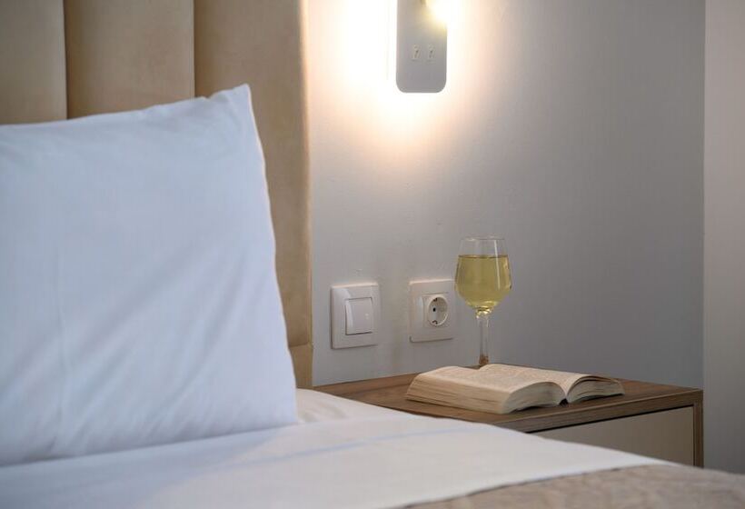 חדר סופריור נוף לגינה, Ninos Grand Beach Resort