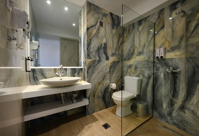 סוויטה נוף לים, Ninos Grand Beach Resort