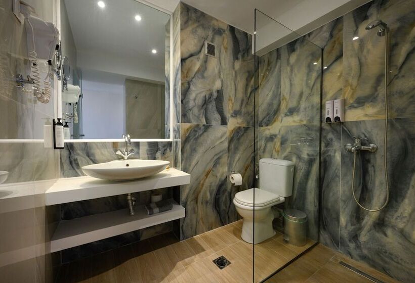 סוויטה נוף לים, Ninos Grand Beach Resort