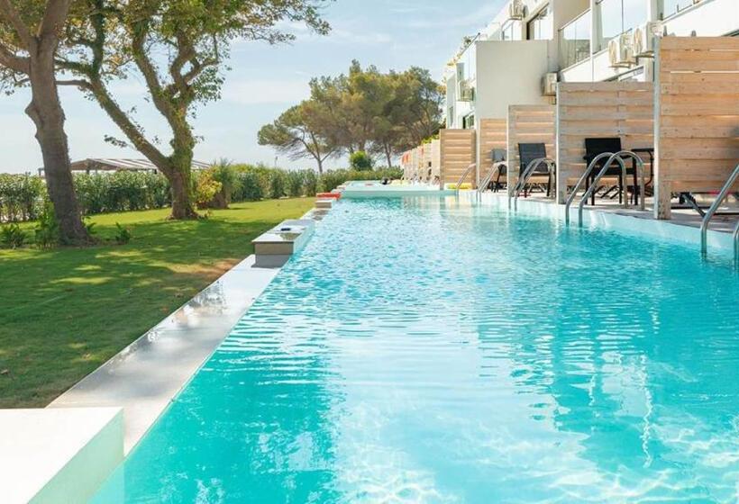 סוויטת דלוקס נוף לים, Ninos Grand Beach Resort