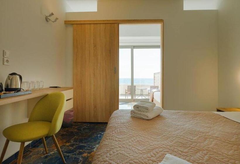 חדר סופריור משפחתי נוף לים, Ninos Grand Beach Resort