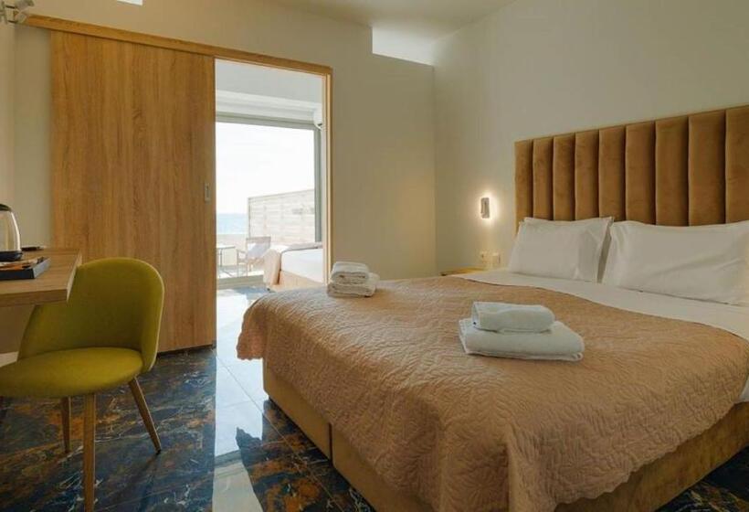 Семейный Номер Superior Вид на Море, Ninos Grand Beach Resort