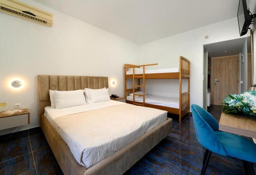 Семейный Номер Вид на Сад, Ninos Grand Beach Resort