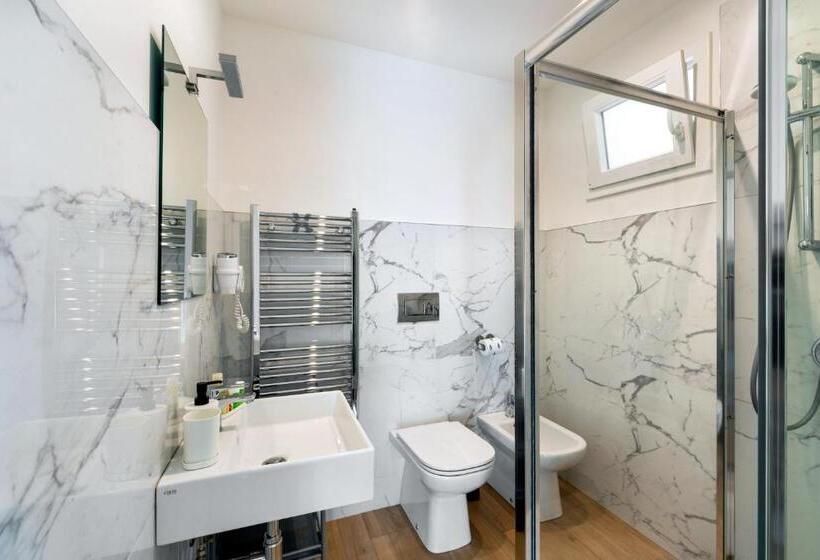 חדר סטנדרט עם מיטת קינג, Lorenzo Festa By Le Marinelle