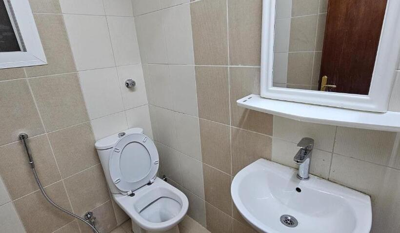 غرفة قياسية رباعية, Alzahar Ewg