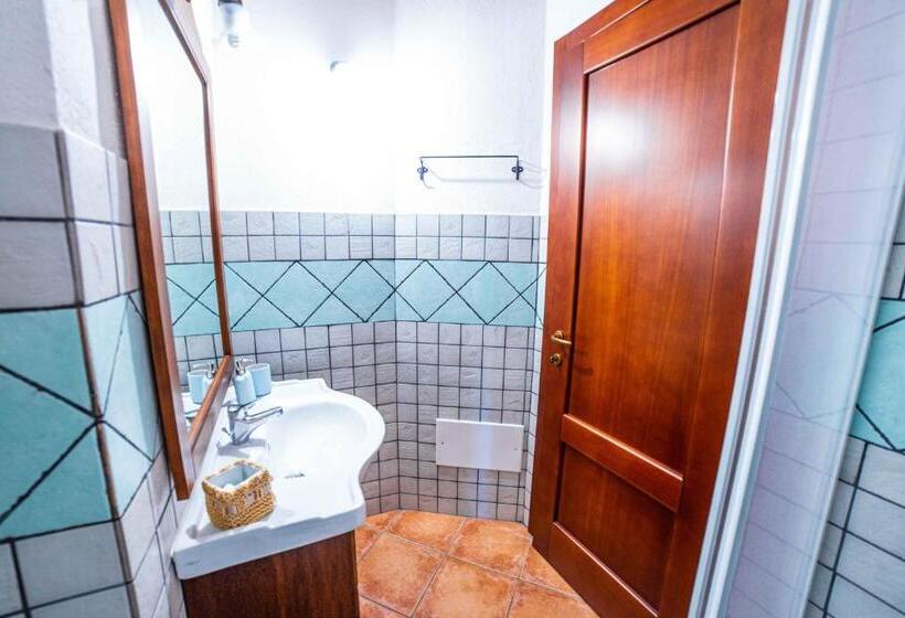 اتاق استاندارد سه نفره, La Mantecata B&b