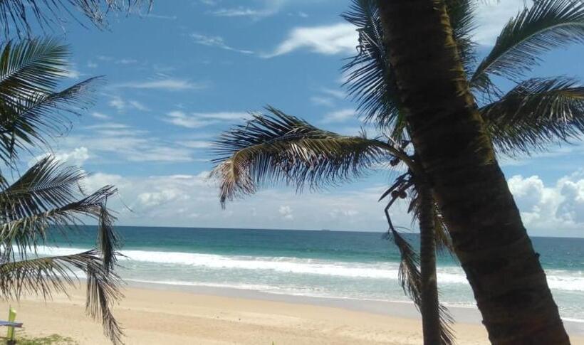 디럭스 룸, Sea Garden Beach Resort