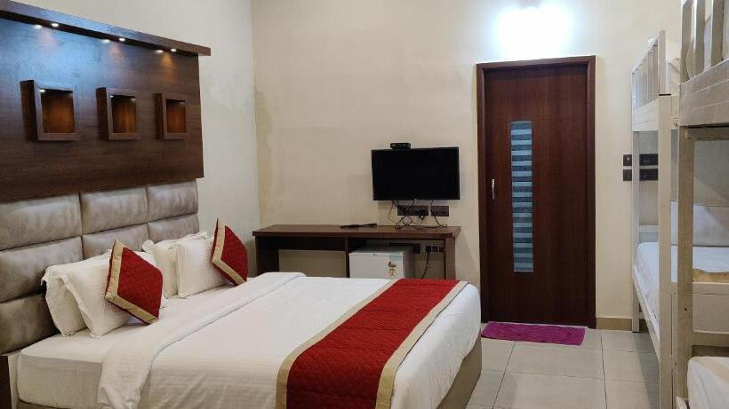 חדר משפחתי, Biranji Aqua Retreat