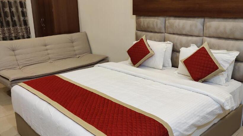 חדר משפחתי, Biranji Aqua Retreat