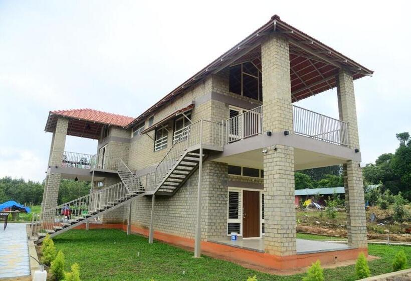 חדר משפחתי, Biranji Aqua Retreat