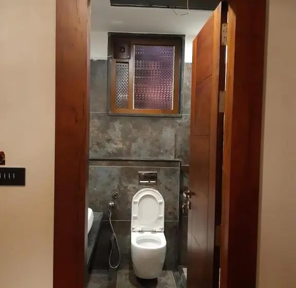 Superior room with lake view, Biranji Aqua Retreat