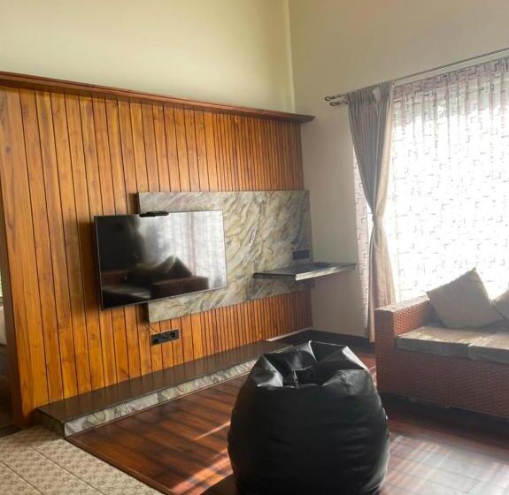 带按摩浴盆的套房, Biranji Aqua Retreat