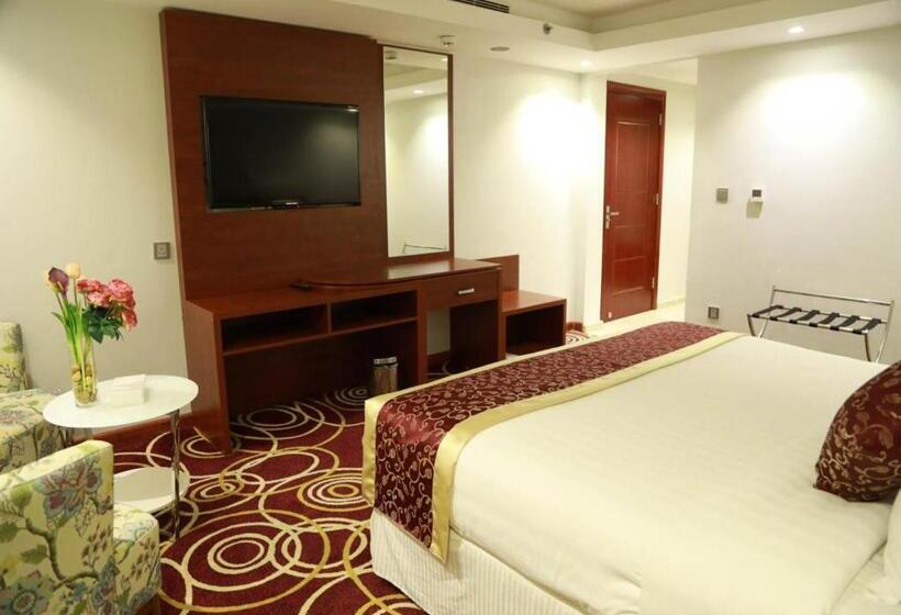 带大床的复式套间, Wow Hotel Jeddah