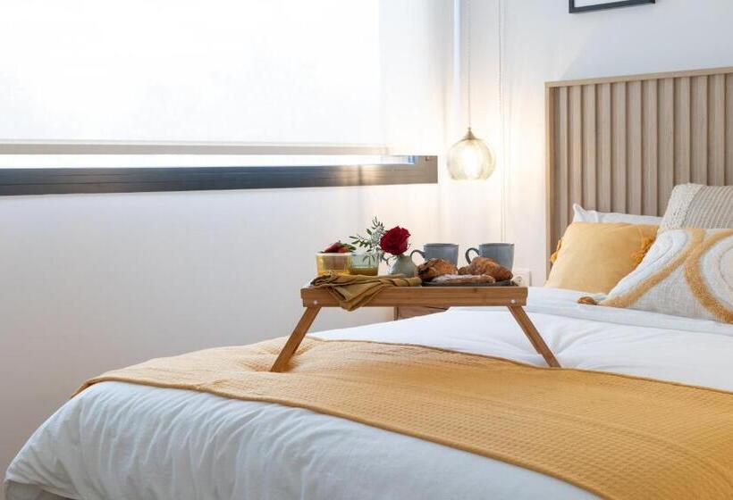 آپارتمان لوکس 1 خوابه, Dormforyou Arena Delux