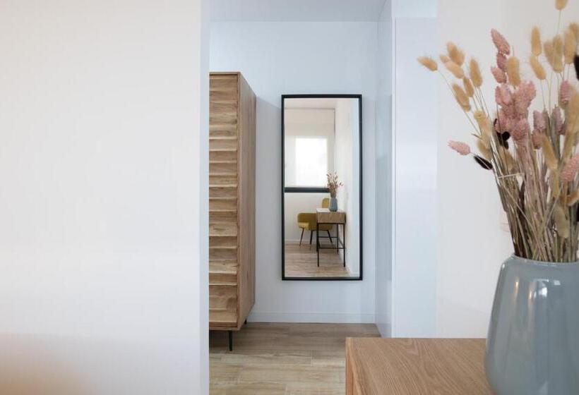 آپارتمان لوکس 1 خوابه, Dormforyou Arena Delux