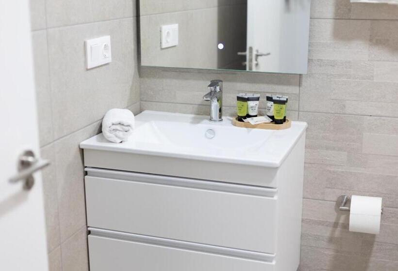 آپارتمان لوکس 1 خوابه, Dormforyou Arena Delux