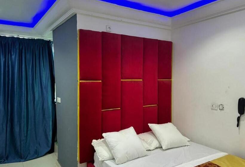 חדר סטנדרט עם מיטת קינג, L Empire