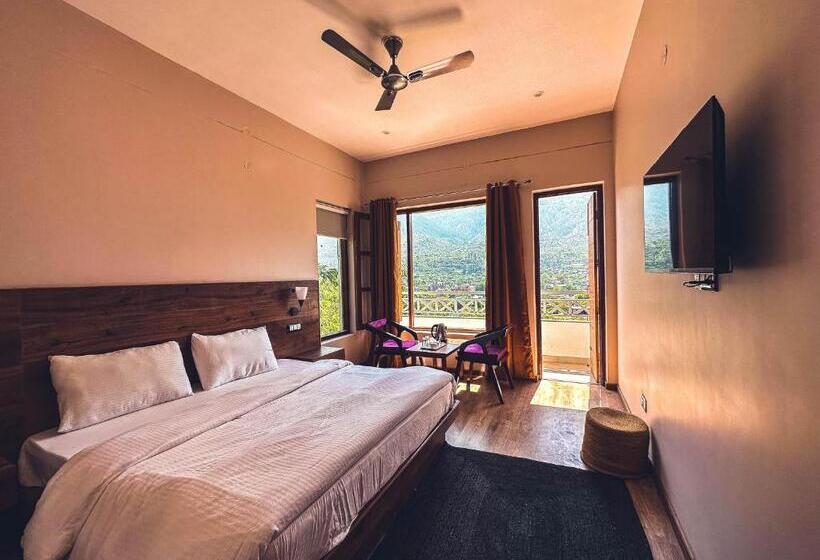 Номер Стандарт с Балконом, Clover Inn By Offlimit Homes