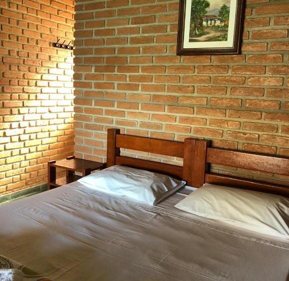 スタンダード4人部屋, Pousada Solar Dos Sonhos