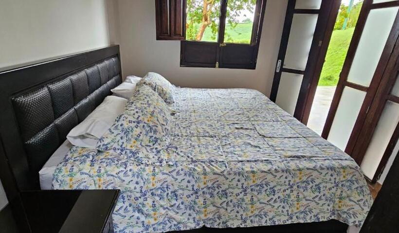 Номер Стандарт, Puente Iglesia