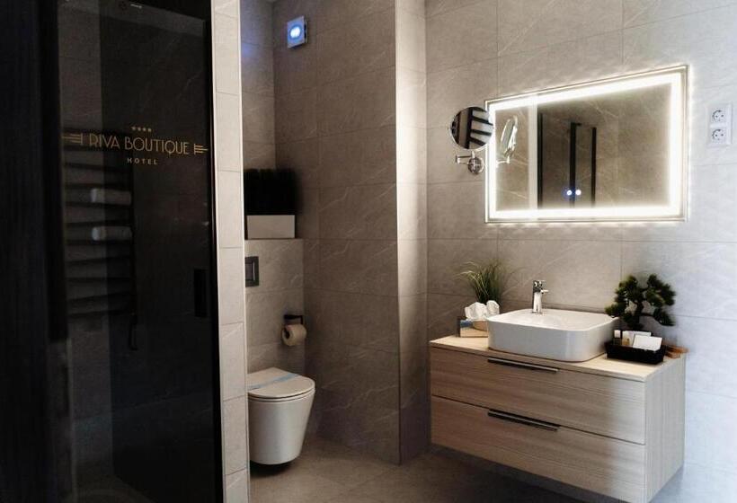 Номер Deluxe с Балконом, Riva Boutique