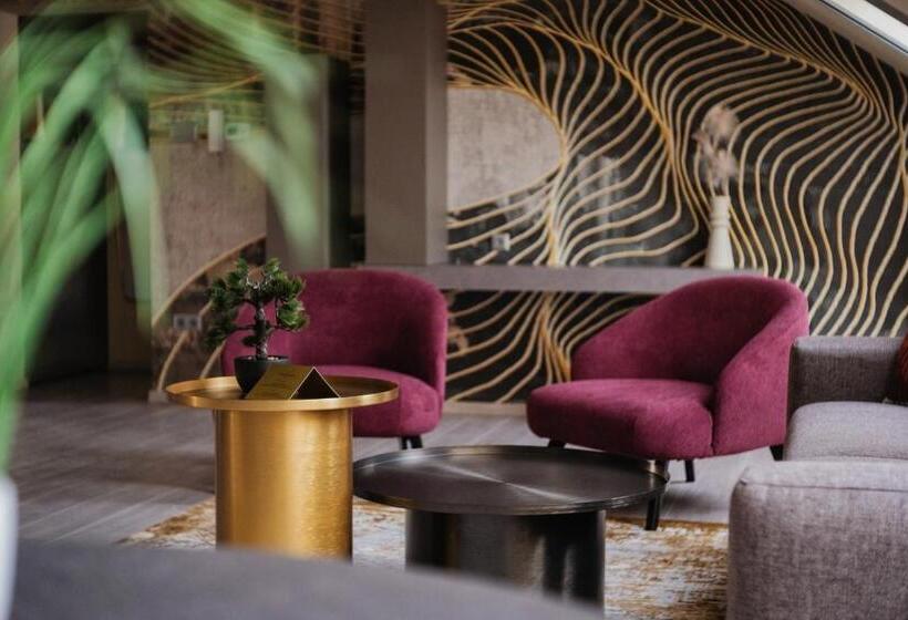 Номер Deluxe с Балконом, Riva Boutique