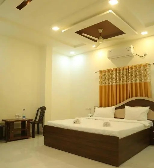 Deluxe-huone, Rudraksh Nagthane