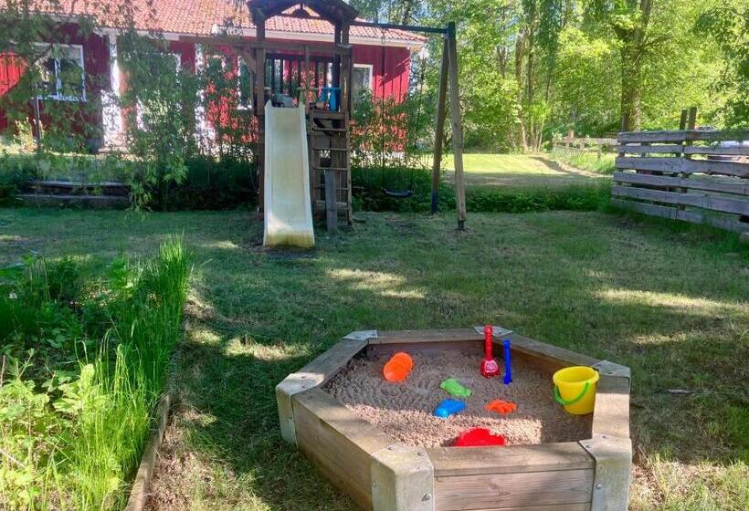 غرفة عائلية, Lidhem Herrgård. Bed & Breakfast Och Mindre Lägenheter