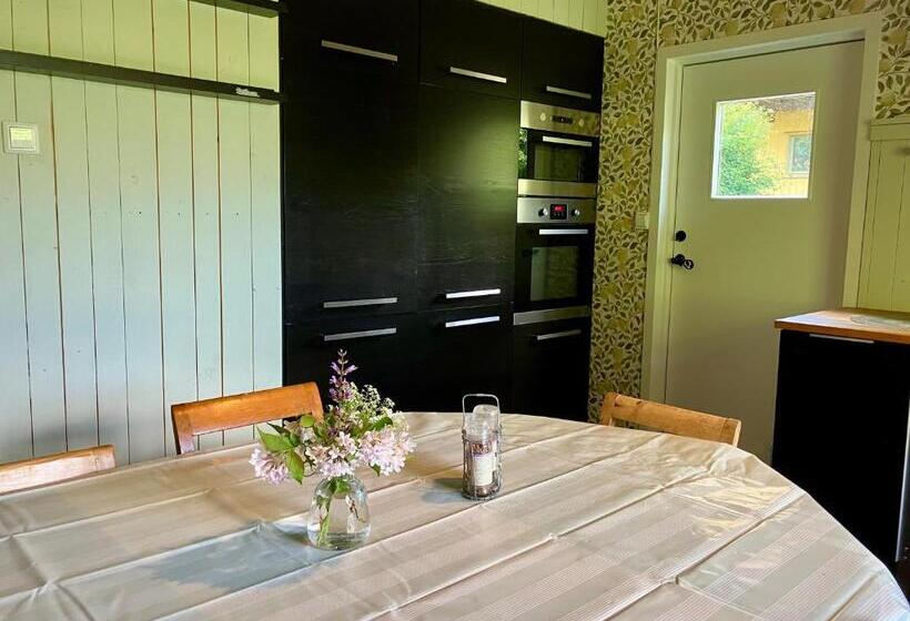 فيلا 3 غرف نوم, Lidhem Herrgård. Bed & Breakfast Och Mindre Lägenheter