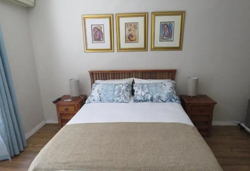 اتاق استاندارد, Avo Tree Guesthouse