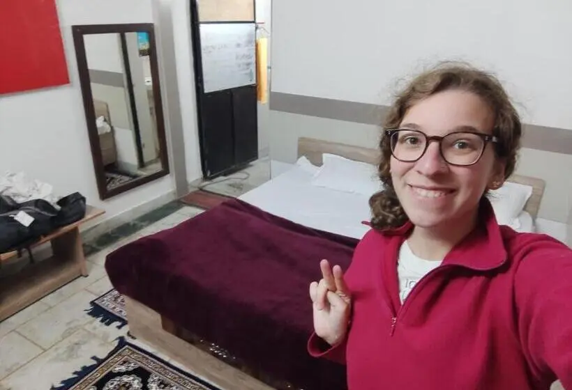 スタンダードルーム, Op Krishna Home Stay