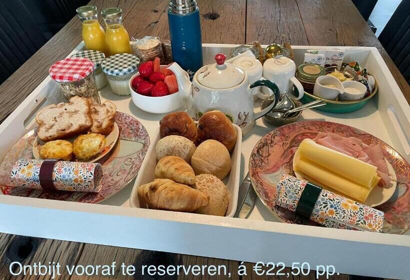 スタンダードルーム, Het Zwaluwnest