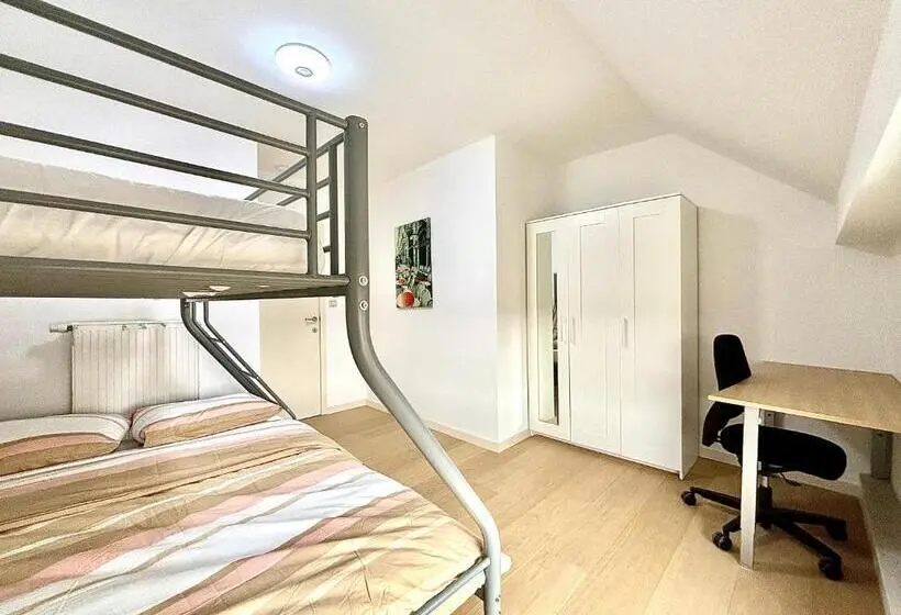 Perhehuone, Il Casolare