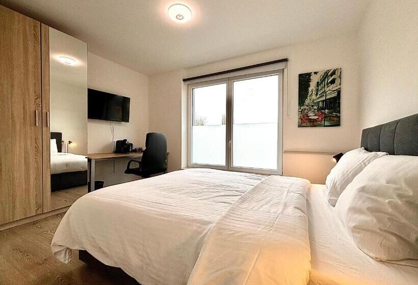 جناح, Il Casolare