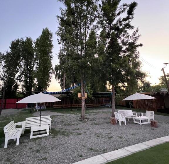 غرفة قياسية مطلّة علي حمام السباحة, Paradise Rose’s