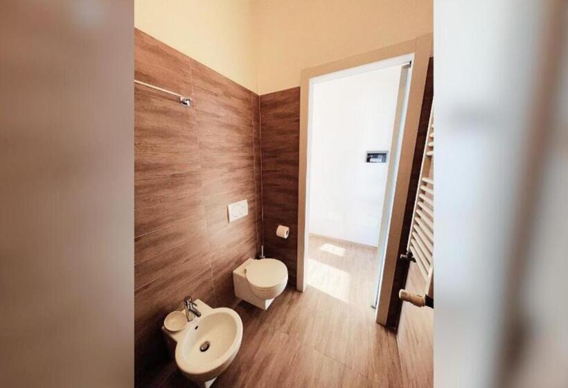 غرفة قياسية, Belso