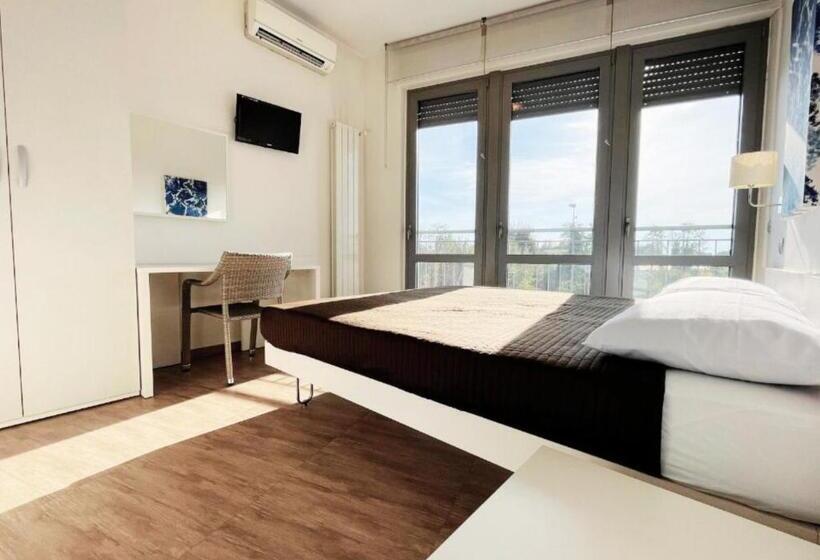 غرفة قياسية, Belso