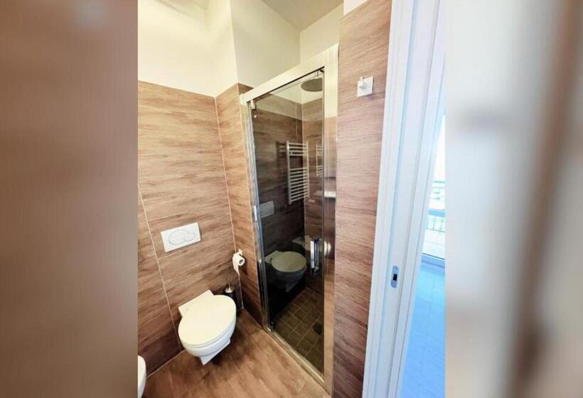 غرفة قياسية فردية, Belso