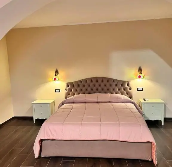 اتاق لوکس, Residence La Torre
