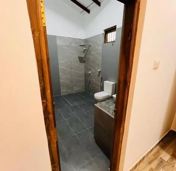 バルコニー付きデラックスルーム, Sunrise Oasis Retreat