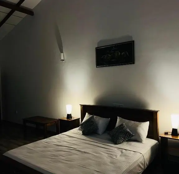 バルコニー付きデラックスルーム, Sunrise Oasis Retreat