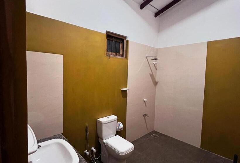 バルコニー付きデラックスルーム, Sunrise Oasis Retreat