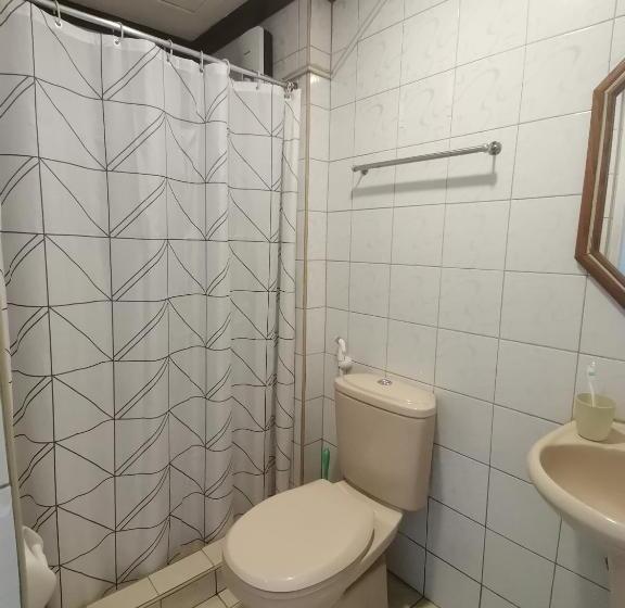 استودیوی استاندارد, Citadel Inn Apartment