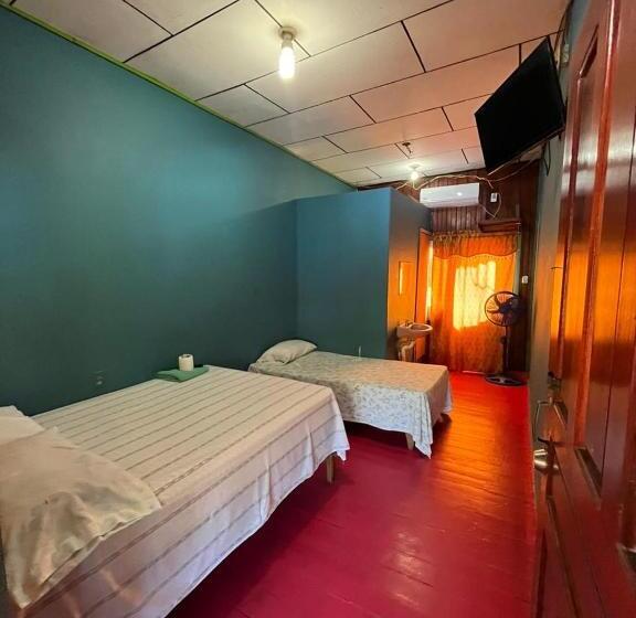 اتاق استاندارد, Gusto Bueno